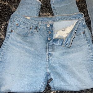 🩵Levi's Premium Light Wash Skinny Jeans 30x30